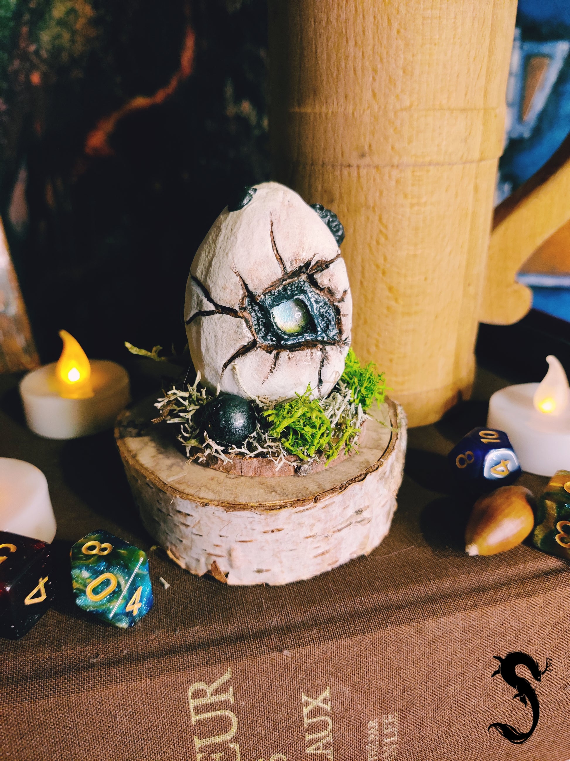 Oeuf de Dragon (Plusieurs couleurs disponibles)